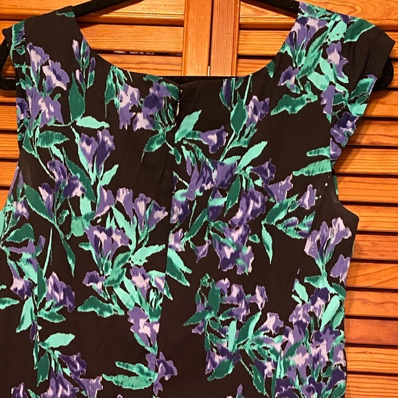 Green Floral AnnTaylor Cap Sleeve Shift Dress💐 - Picture 2 of 9